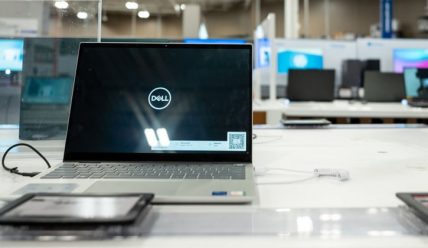 Акции Dell растут на фоне сильных финансовых результатов и спроса на серверы для ИИ